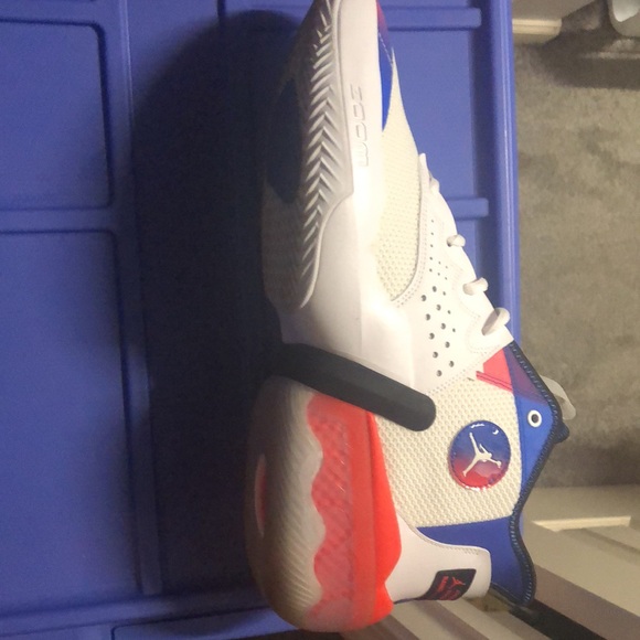 Size 14 Jordan React Elevation - Picture 3 of 5